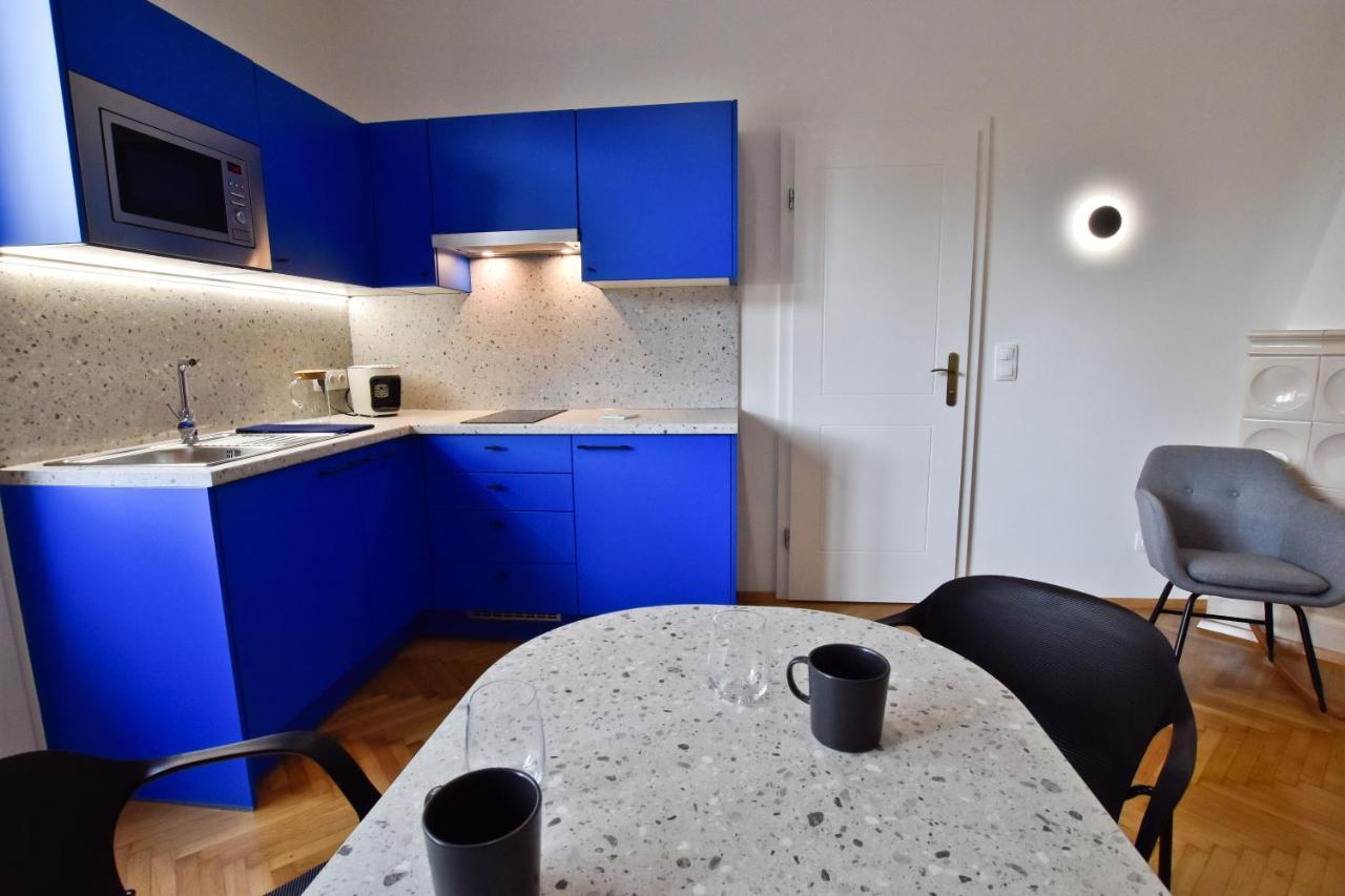 Zachar Apartman Шопрон Екстериор снимка